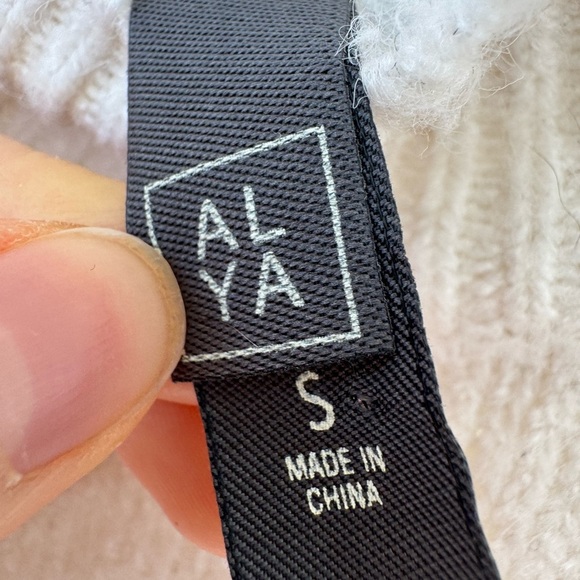 Alya White Cowl Neck Sweater with Textured Knit - Picture 3 of 5